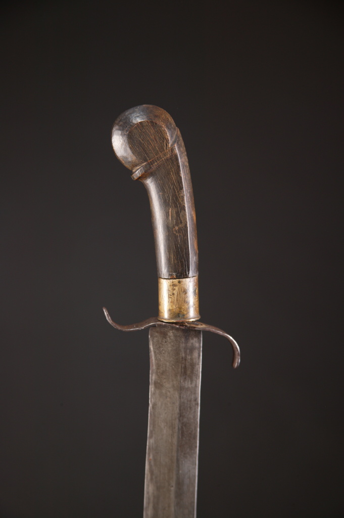 PH532: Central Philippine Sword